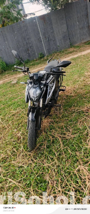Loncin CR3 Naked sports bike